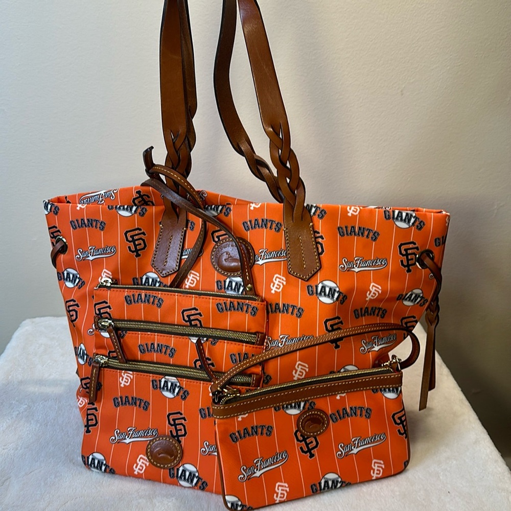Dooney & Bourke SF Giants bag bundle